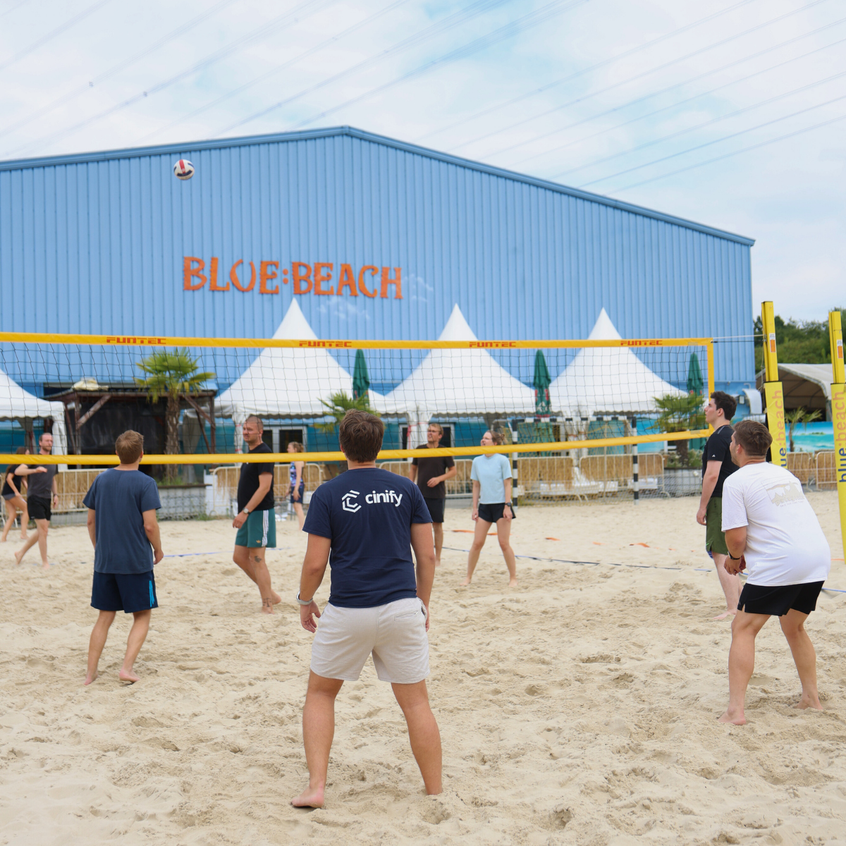 Beachvolleyball beim Teamevent